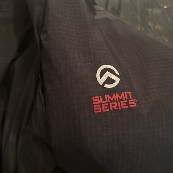 North Face insulated jacket - Picture 4 of 4